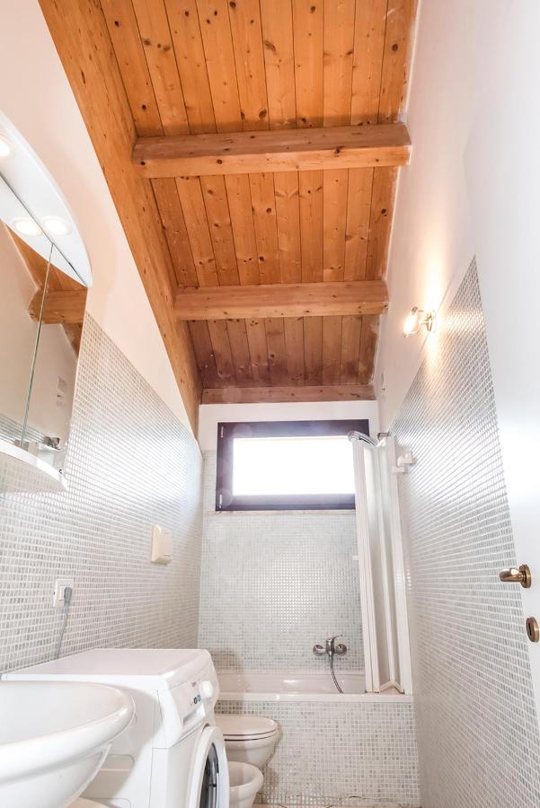N036 - Numana, Bilocale Con Terrazzo In Residence Con Piscina מראה חיצוני תמונה